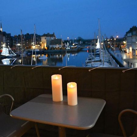 Le Balcon Du Port Apartamento Honfleur Exterior foto